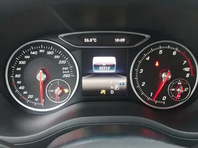 Mercedes-Benz B-Class 2018, 32200 км, за 65800 CNY - фото 14