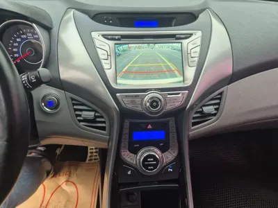 Hyundai Avante 2014, 185364 км, за 4600000 KRW - фото 13