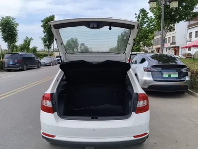 Skoda Rapid Spaceback 2016, 62900 км, за 42195 CNY - фото 22