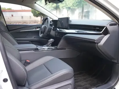 Toyota Camry 2024, 24000 км, за 126800 CNY - фото 15