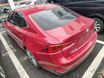 Lexus IS 2018, 71300 км, за 91300 CNY - фото 5
