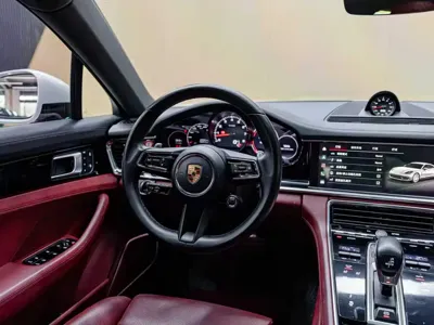 Porsche Panamera 2022, 65000 км, за 628000 CNY - фото 12