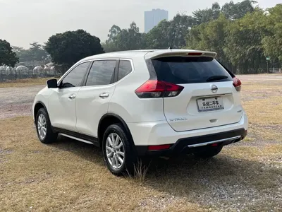Nissan X-Trail 2021, 80000 км, за 76800 CNY - фото 6