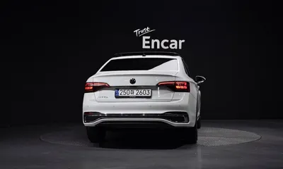Volkswagen Jetta 2023, 24590 км, за 23990000 KRW