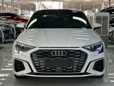 Audi A3 2022, 48000 км, за 119800 CNY