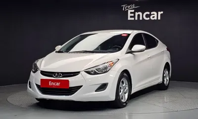 Hyundai Avante · 2012 год