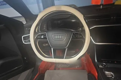 Audi A6L 2023, 24700 км, за 327526.16 CNY - фото 9