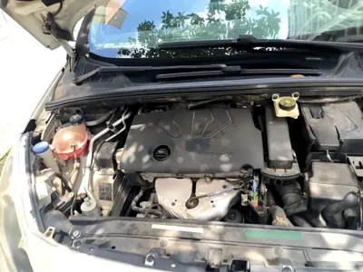Peugeot 308 2015, 71800 км, за 18800 CNY - фото 20