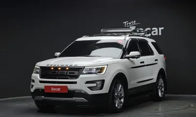 Ford Explorer · 2016 год