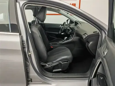 Peugeot 308 2017, 94300 км, за 22900 CNY - фото 23