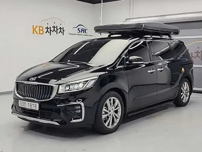 Kia Canival · 2019 год