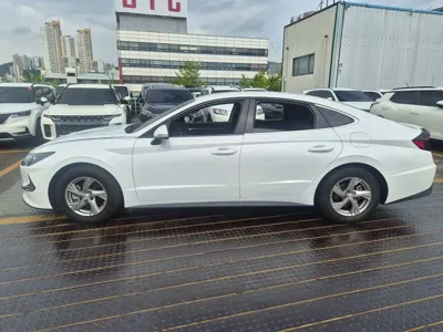 Hyundai Sonata 2022, 75638 км, за 12000000 KRW - фото 3