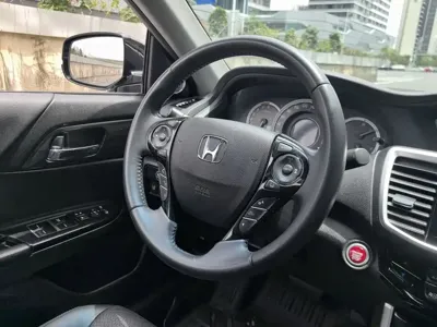 Honda Accord 2016, 120000 км, за 71800 CNY - фото 18