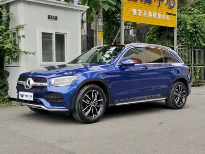 Mercedes-Benz GLC 2021, 71000 км, за 171800 CNY - фото 1
