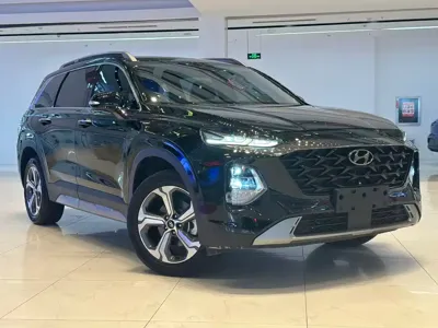 Hyundai Santa Fe 2023, 46000 км, за 112800 CNY