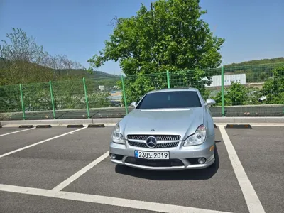 Mercedes-Benz CLS-Class 2006, 245000 км, за 8500000 KRW