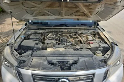Nissan Navara 2019, 72800 км, за 67677.86 CNY - фото 21
