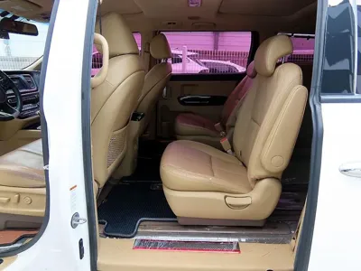 Kia Canival 2017, 162500 км, за 10700000 KRW - фото 6