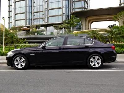 BMW 5 Series 2011, 210000 км, за 38000 CNY