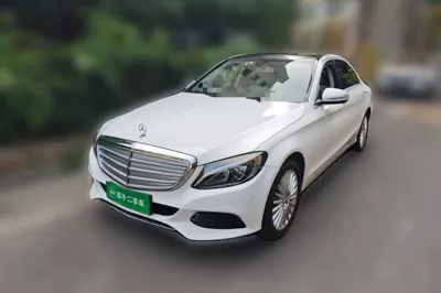 Mercedes-Benz C-Class · 2015 год
