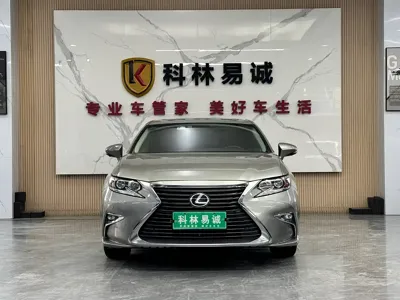 Lexus ES 2018, 132000 км, за 99000 CNY