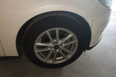 Ford Focus 2018, 15100 км, за 55301.48 CNY - фото 5