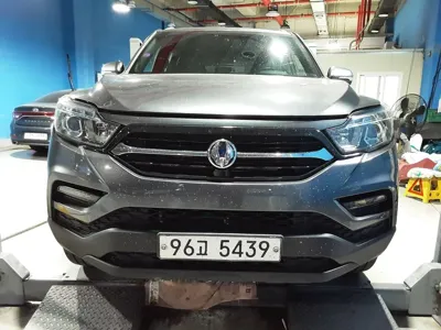 KG_Mobility_Ssangyong Rexton · 2021 год