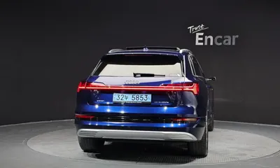 Audi e-tron 2022, 58935 км, за 53500000 KRW
