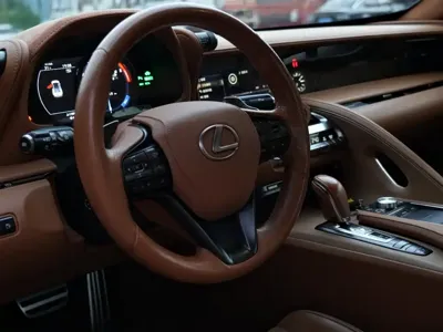 Lexus LC 2018, 70000 км, за 678000 CNY - фото 9