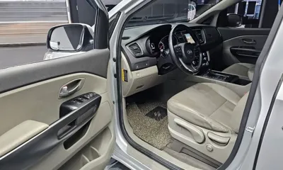 Kia Canival 2016, 168431 км, за 6900000 KRW - фото 10