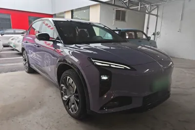 Hongqi Tiangong 08 2025, 16800 км, за 168949.93 CNY