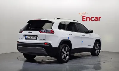 Jeep Cherokee 2020, 93591 км, за 13000000 KRW - фото 2