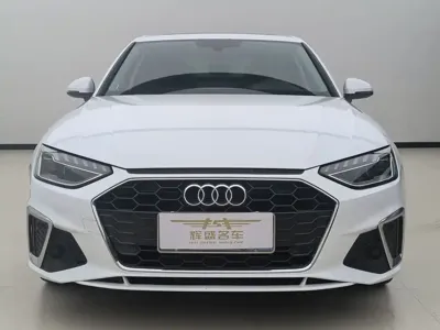 Audi A4L 2021, 81000 км, за 109000 CNY