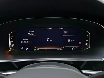 Volkswagen Passat 2025, 14000 км, за 125000 CNY - фото 10