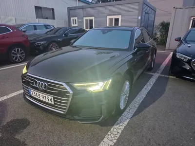 Audi A6 · 2021 год