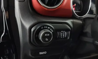 Jeep Gladiator 2021, 44720 км, за 39900000 KRW - фото 28