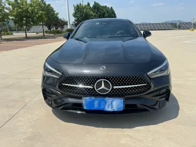 Mercedes-Benz CLE 2025, 6000 км, за 332800 CNY