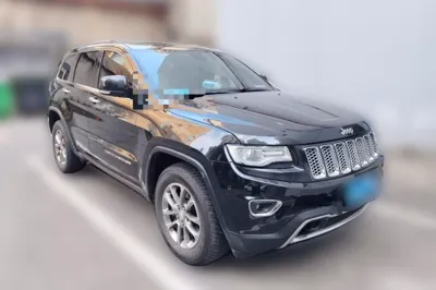 Jeep Grand Cherokee 2014, 400600 км, за 44454.46 CNY