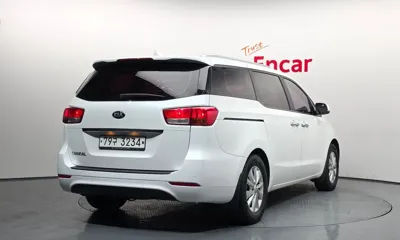 Kia Canival 2016, 134642 км, за 9900000 KRW - фото 2