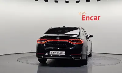 Hyundai Grandeur 2017, 169736 км, за 10500000 KRW
