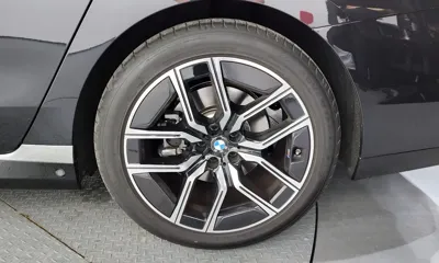 BMW 7-Series 2024, 42042 км, за 97900000 KRW - фото 21