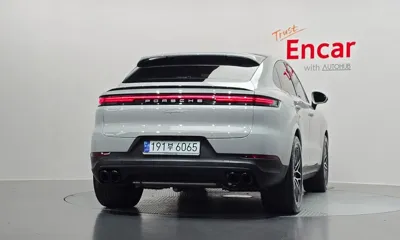 Porsche Cayenne 2024, 7703 км, за 148900000 KRW