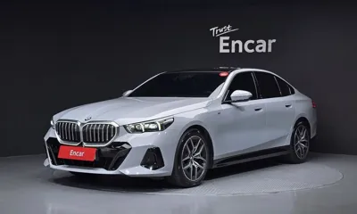 BMW 5-Series · 2024 год