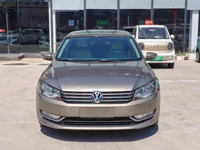 Volkswagen Passat 2012, 192000 км, за 15800 CNY