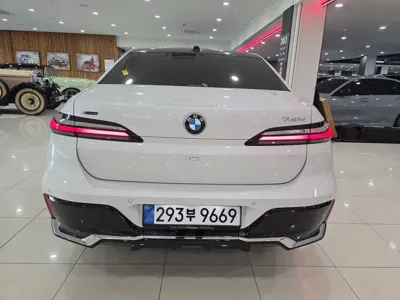 BMW 7-Series 2025, 10129 км, за 119000000 KRW