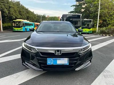 Honda Accord 2019, 70000 км, за 73800 CNY