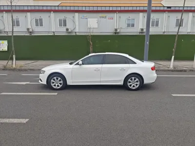 Audi A4L 2010, 102000 км, за 21000 CNY