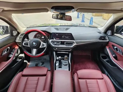 BMW 3 Series 2021, 59000 км, за 119800 CNY - фото 8