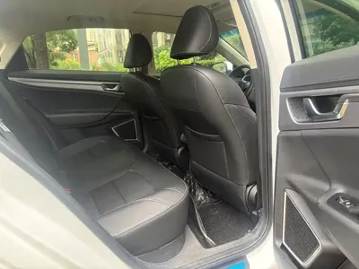 Geely Emgrand GL 2020, 40000 км, за 25800 CNY - фото 12
