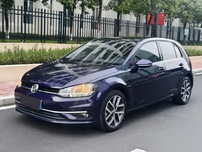 Volkswagen Golf · 2020 год